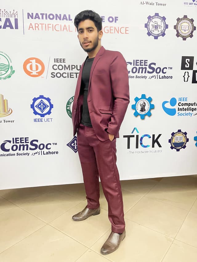 Hadi – Founder of SmartKode